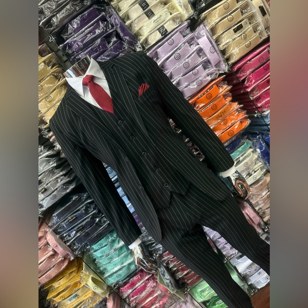 Mens Premium Black & White Pinstripe 3 Piece Suit Set Includes 9 Pieces SALE